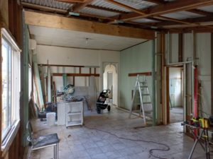 House Renovations Part 1 - Lounge & Kitchen 6